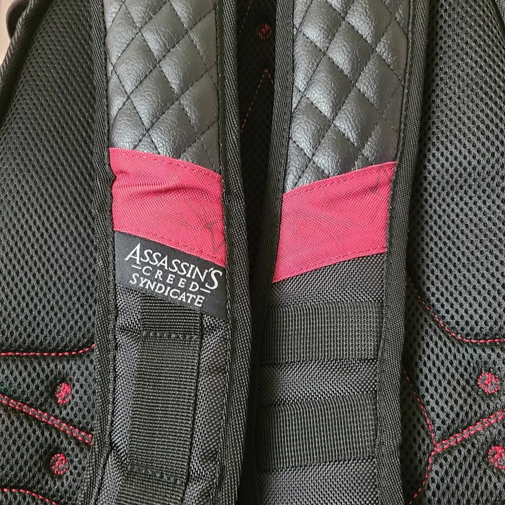 Assassin's Creed Backpack - Picture 9 of 9